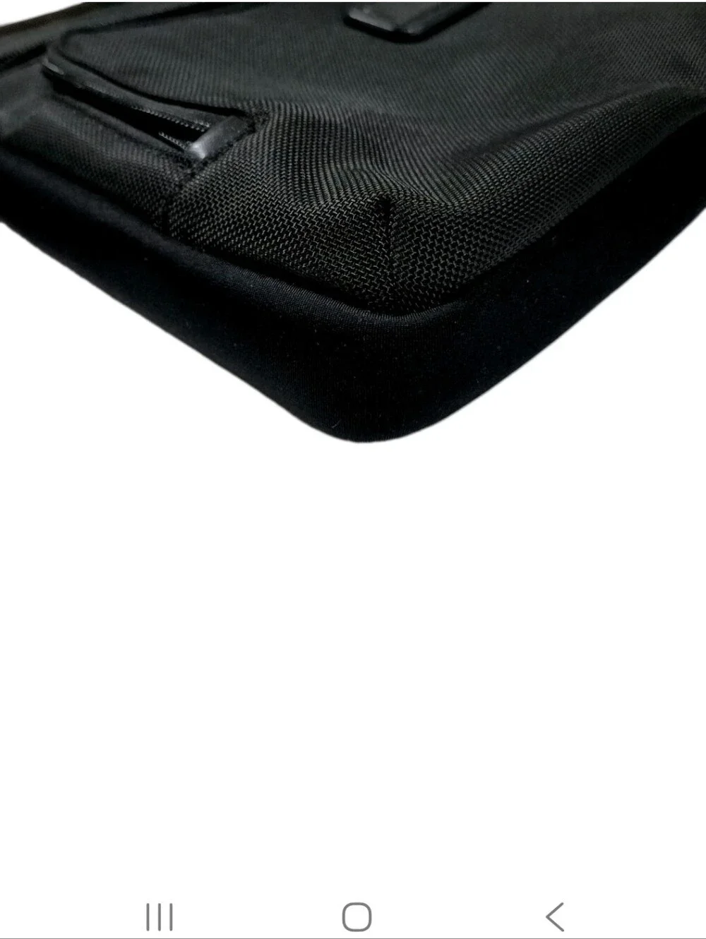 Tumi Laptop Cover ⬇️ Read Full Description ⬇️